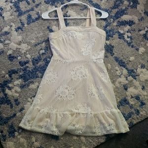 Xtraordinary Off White Summer Dress